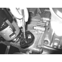 Platina base bomba combustible mecánica Escarabajo Kombi